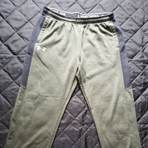 Under Armour Storm Mens XL sweatpants.